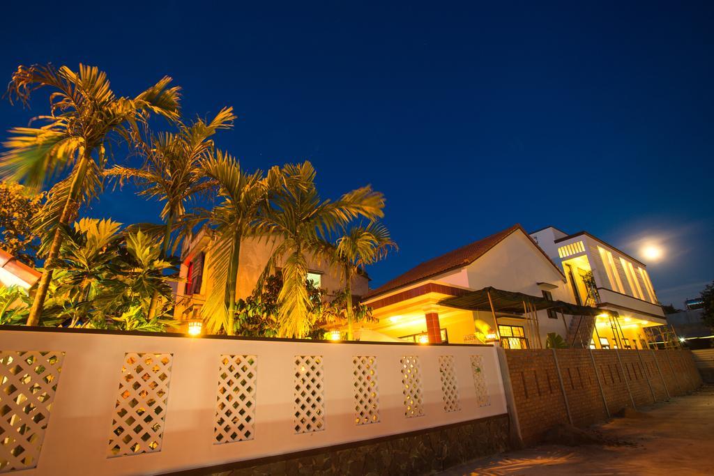 Holy Land Homestay Хоян Екстер'єр фото